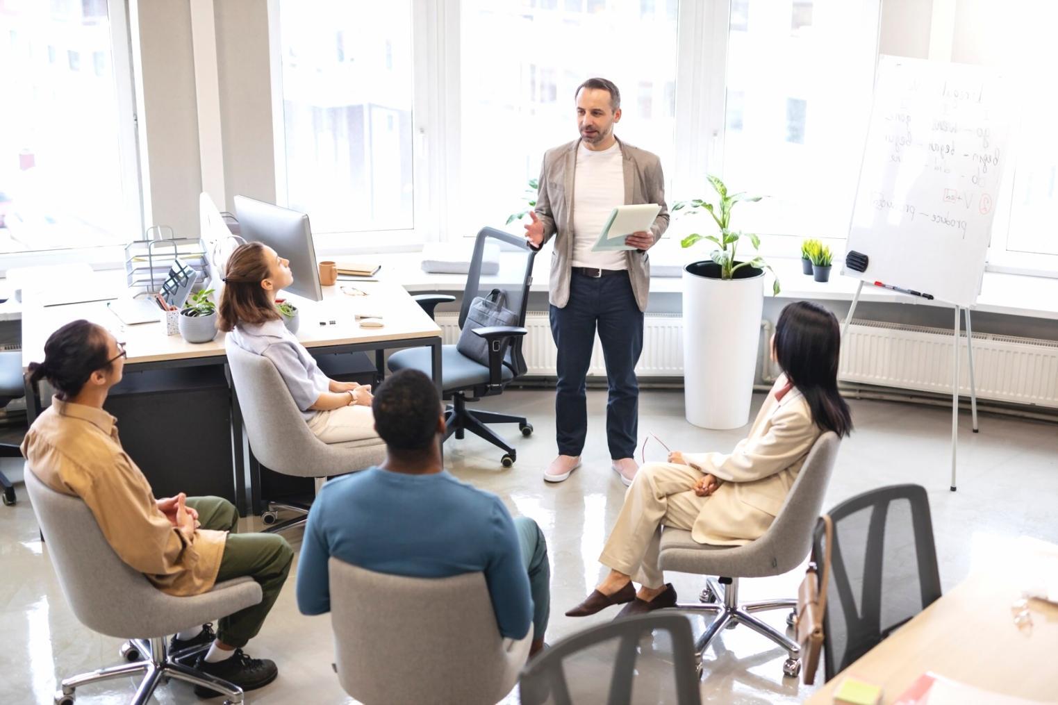 Professionelle Analyse von Investitionsstrategien und Kapitalflüssen
